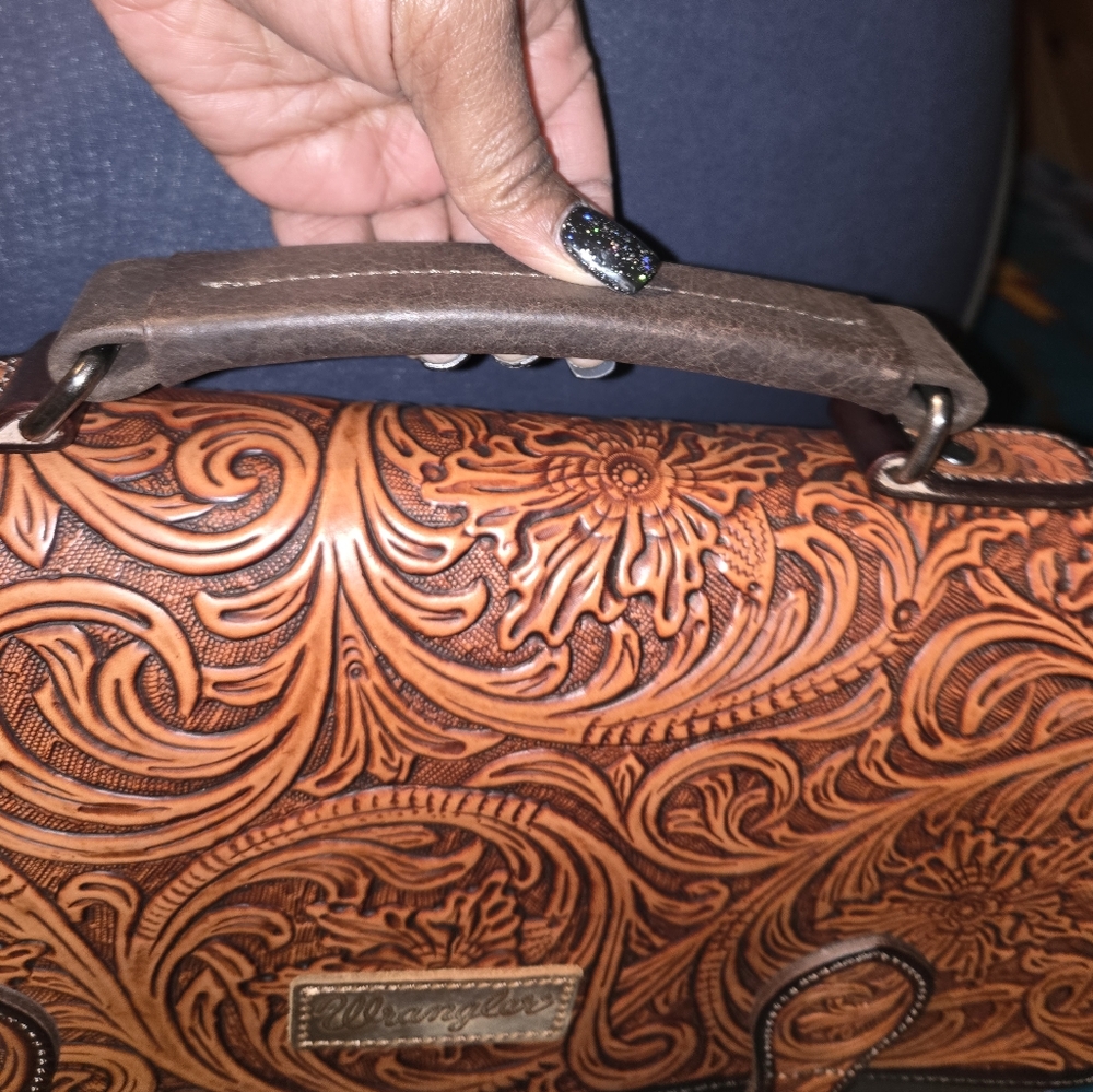 Wrangler Genuine Leather & Handtooled Briefcase Messenger Bag NWT - Picture 6 of 13